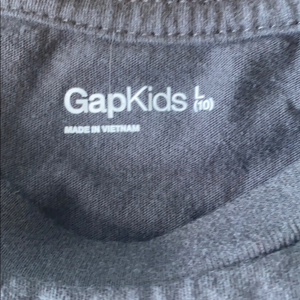 Gap tee - Picture 2 of 2